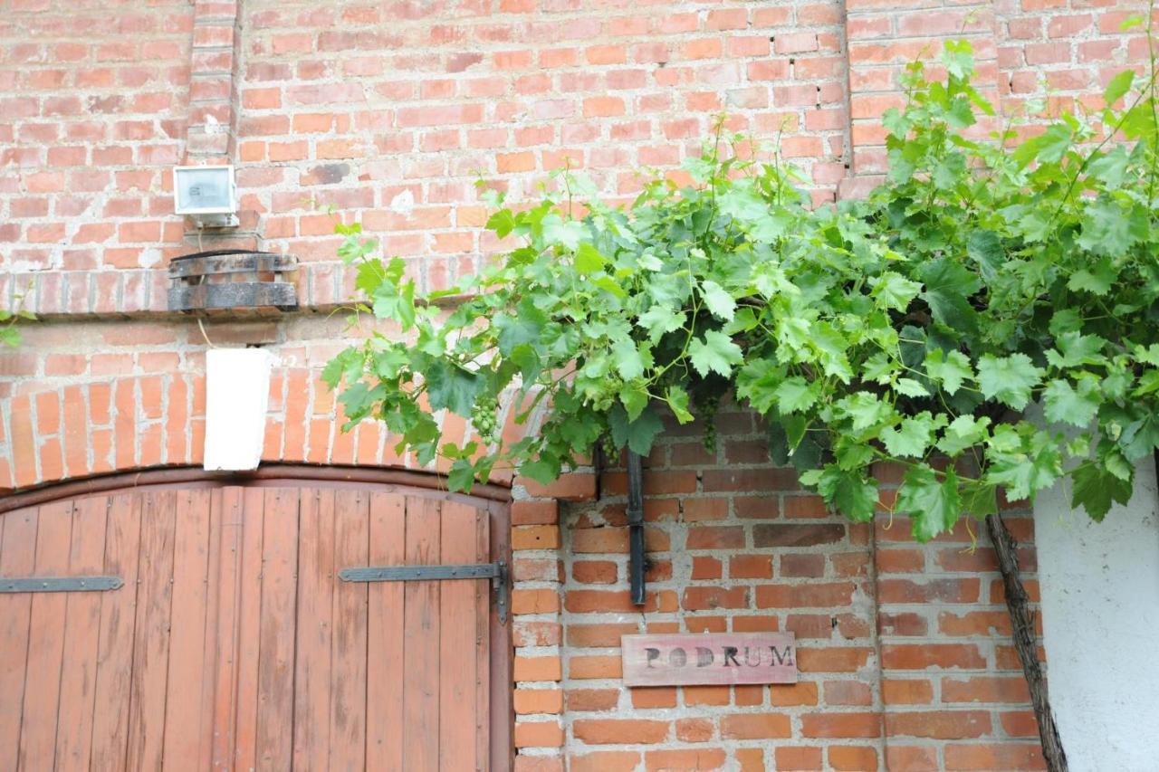 Wellness B&B Winery Sontacchi Kutjevo Luaran gambar