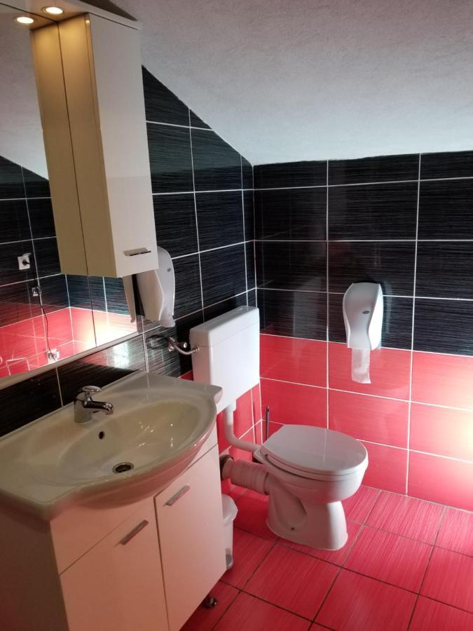 Wellness B&B Winery Sontacchi Kutjevo Luaran gambar