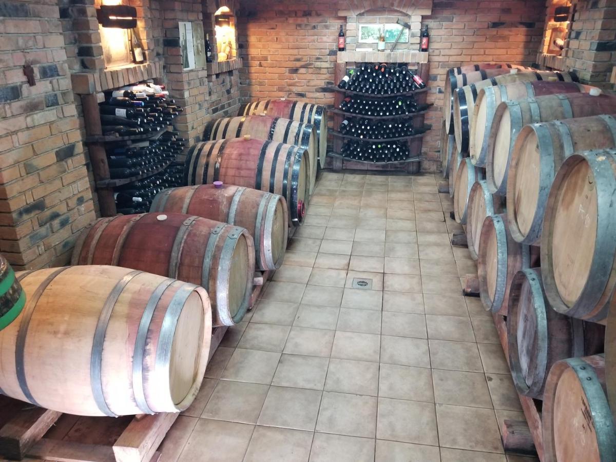 Wellness B&B Winery Sontacchi Kutjevo Luaran gambar